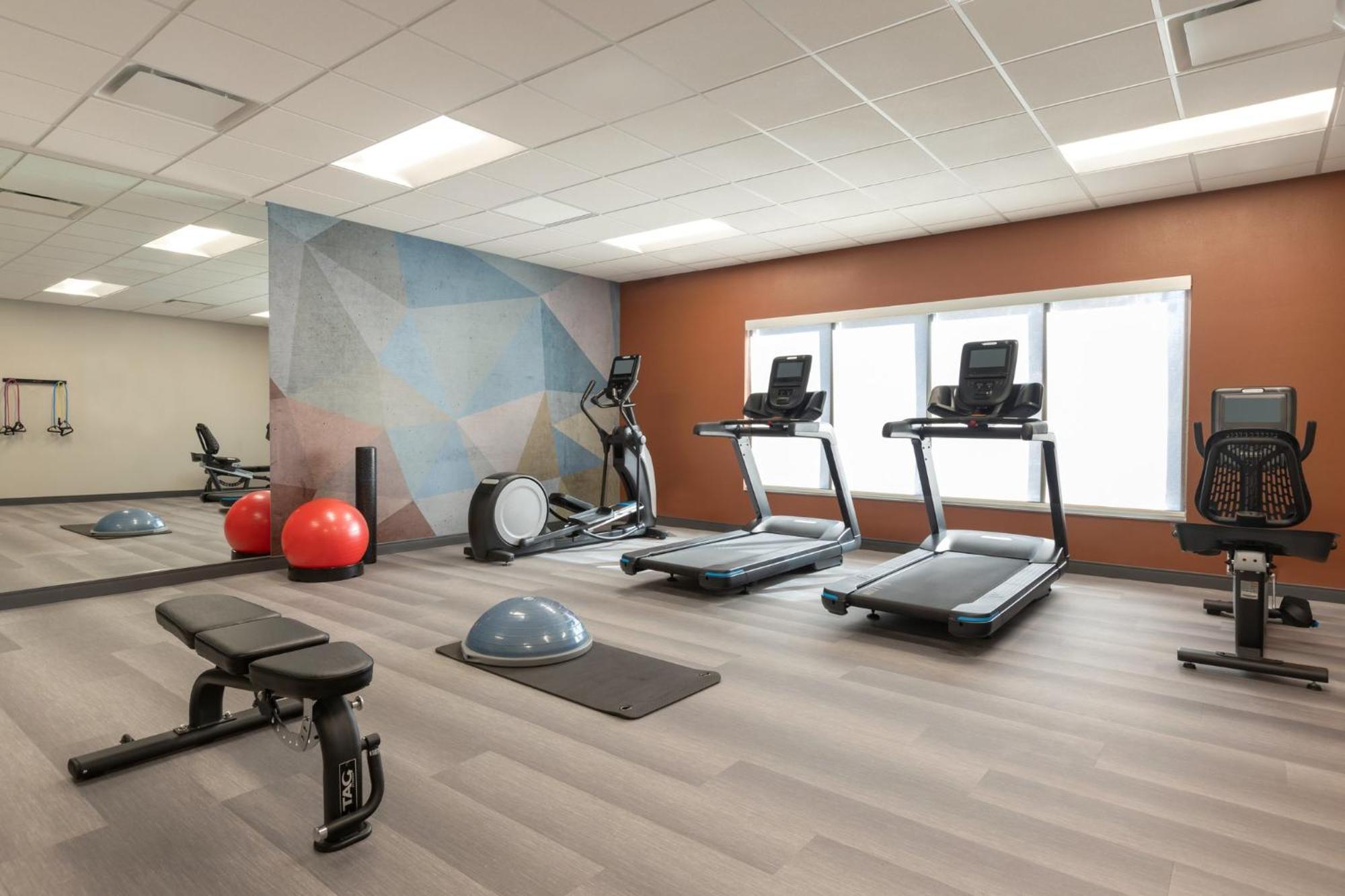 Candlewood Suites Pittston By Ihg Buitenkant foto